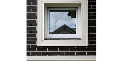 Ообрамление окна коттеджа с клинкерными термопанелями